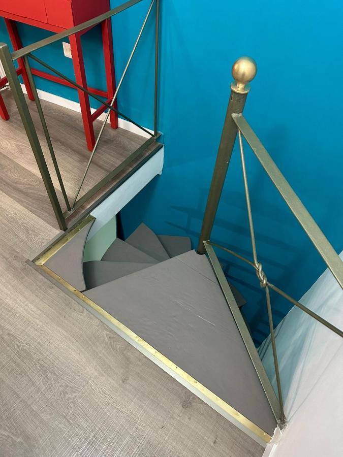 Bell@ Rooms Napoli Bagian luar foto